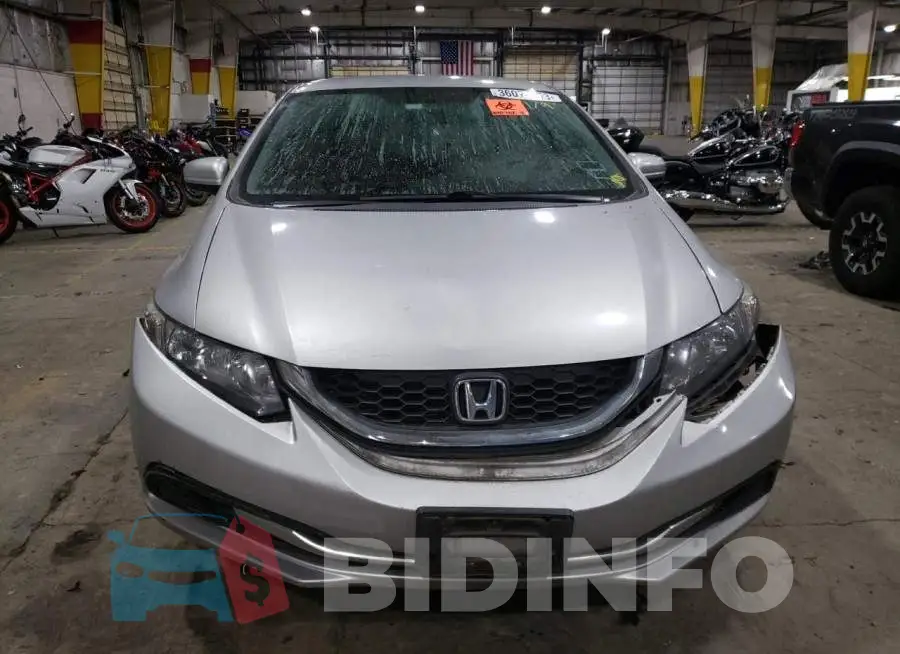 19XFB2F50EE070146 Photo# 5