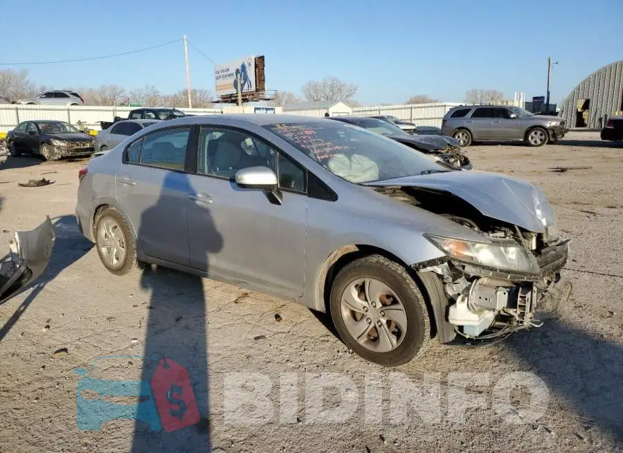 19XFB2F56FE104267 Photo# 4