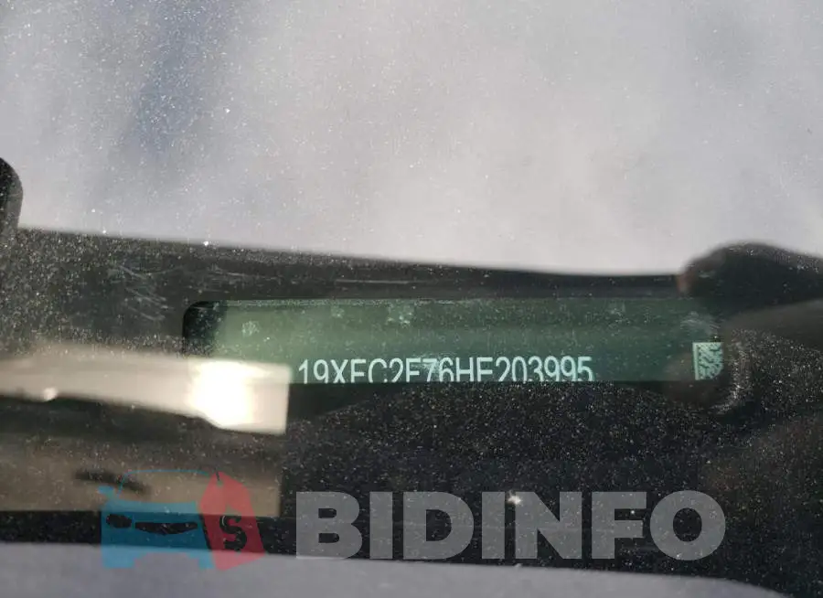 19XFC2F76HE203995 Photo# 10