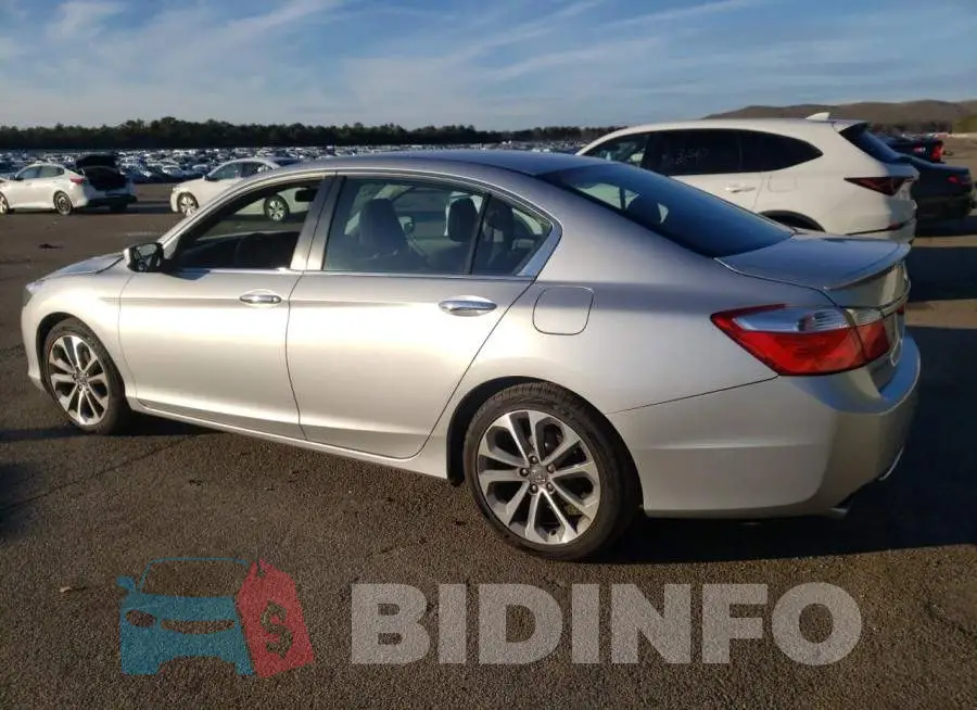 1HGCR2F50FA171515 Photo# 2