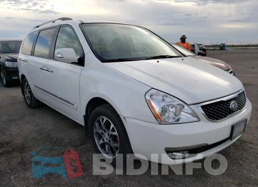KNDMH4C7XE6570828 Photo# 1