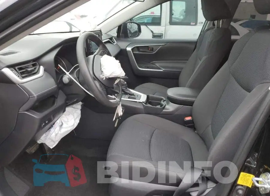 2T3F1RFV6MC180666 Photo# 7