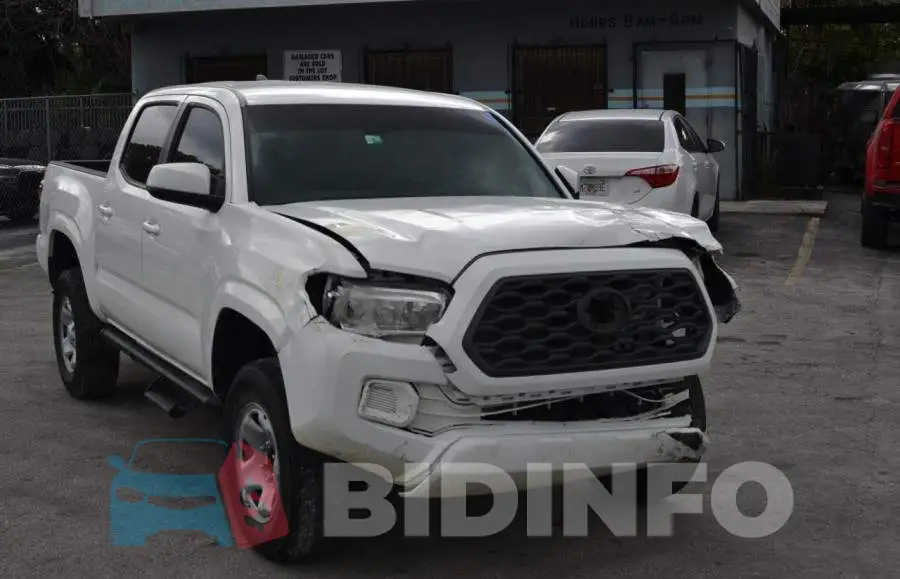 3TYAX5GN1MT019856 Photo# 1