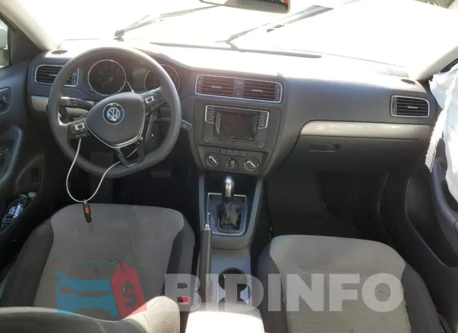 3VW2B7AJ2HM364249 Photo# 8