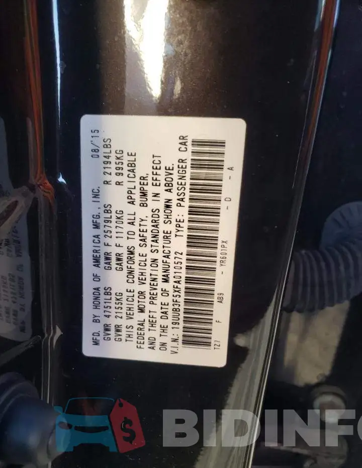 19UUB3F5XFA010572 Photo# 12