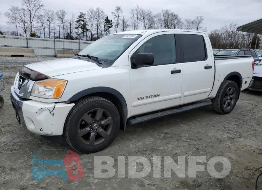 1N6BA0ED7FN504121 Photo# 1