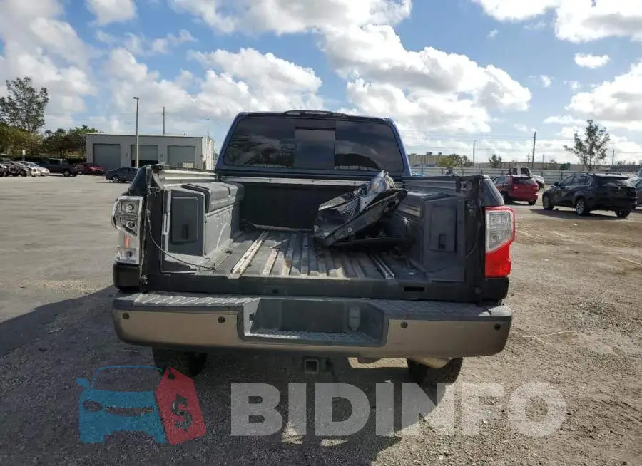 1N6BA1F20GN510833 Photo# 6
