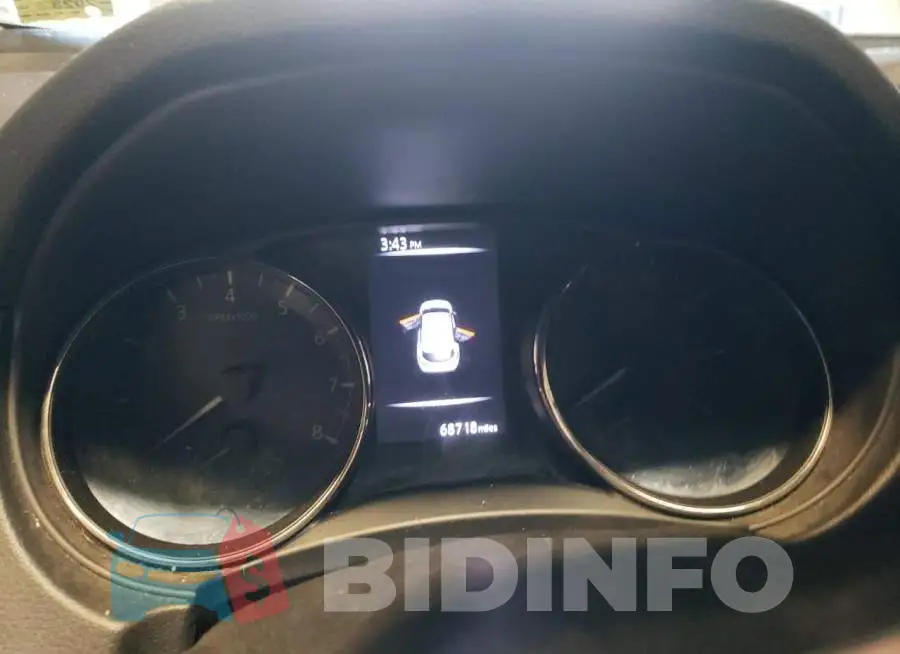 JN1BJ1CRXHW109003 Photo# 9