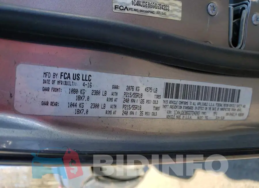 1C4NJDEB6GD724203 Photo# 13