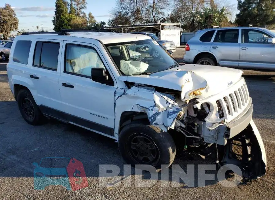 1C4NJPBA8ED553027 Photo# 4