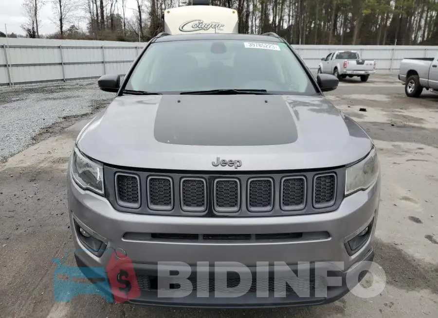 3C4NJDDB6LT126845 Photo# 5