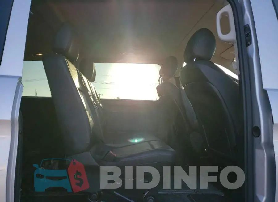 WD4PG2EE7G3135100 Photo# 11