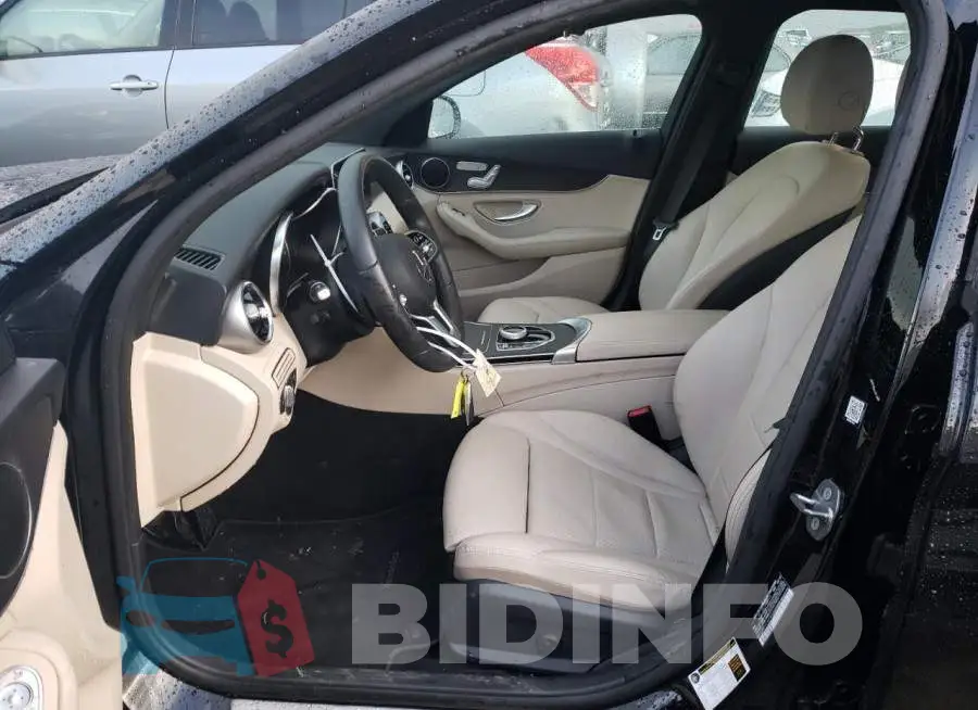 WDDWF8DB6KR484084 Photo# 7
