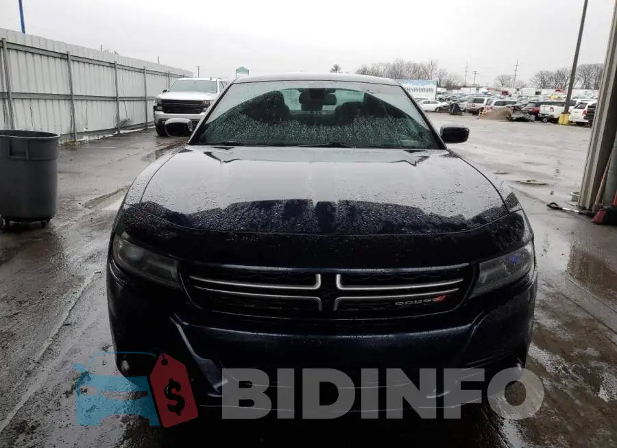 2C3CDXFG4FH742389 Photo# 5