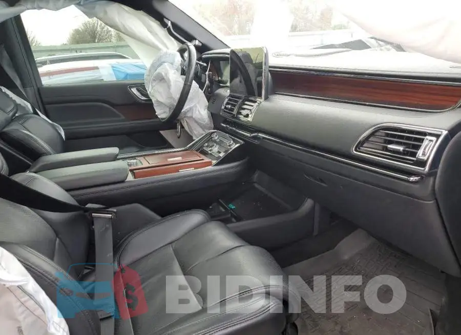 5LMJJ2LT3MEL01687 Photo# 5