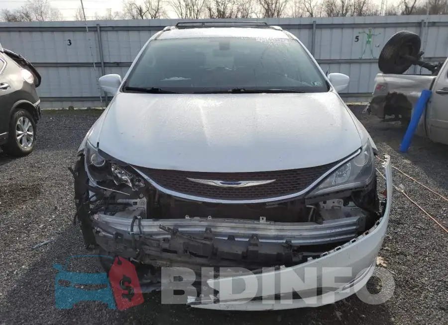 2C4RC1BG5JR110550 Photo# 5