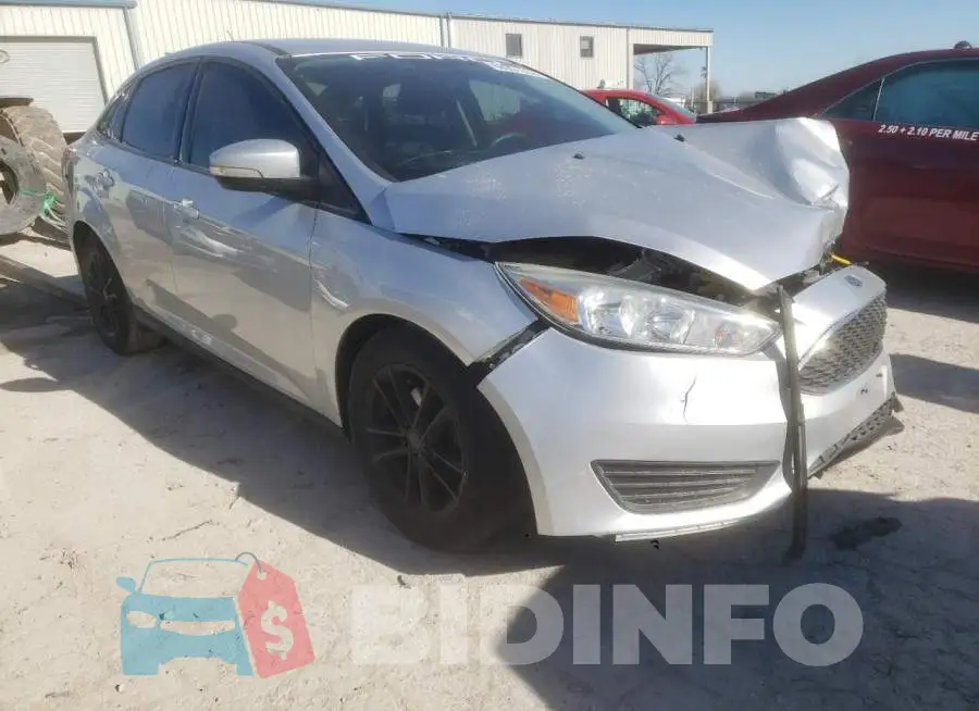 1FADP3F22GL239023 Photo# 4