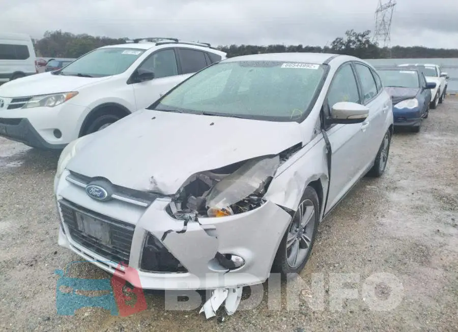 1FADP3K23EL442912 Photo# 2