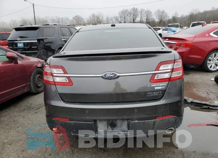 1FAHP2J82JG120993 Photo# 6