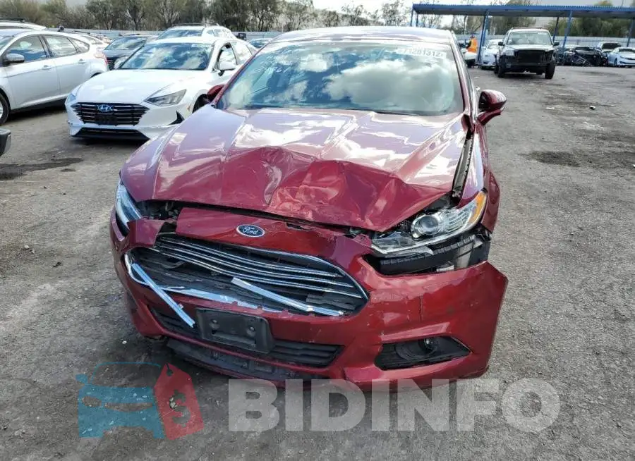 3FA6P0LU3GR215229 Photo# 5