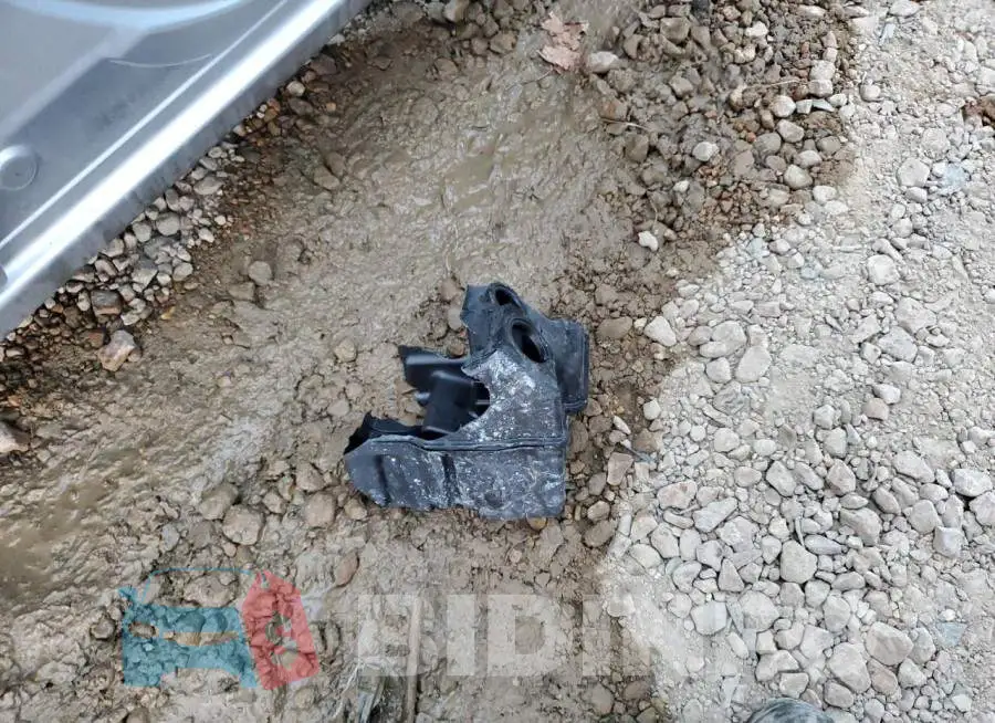 19XFB2F58EE007070 Photo# 12