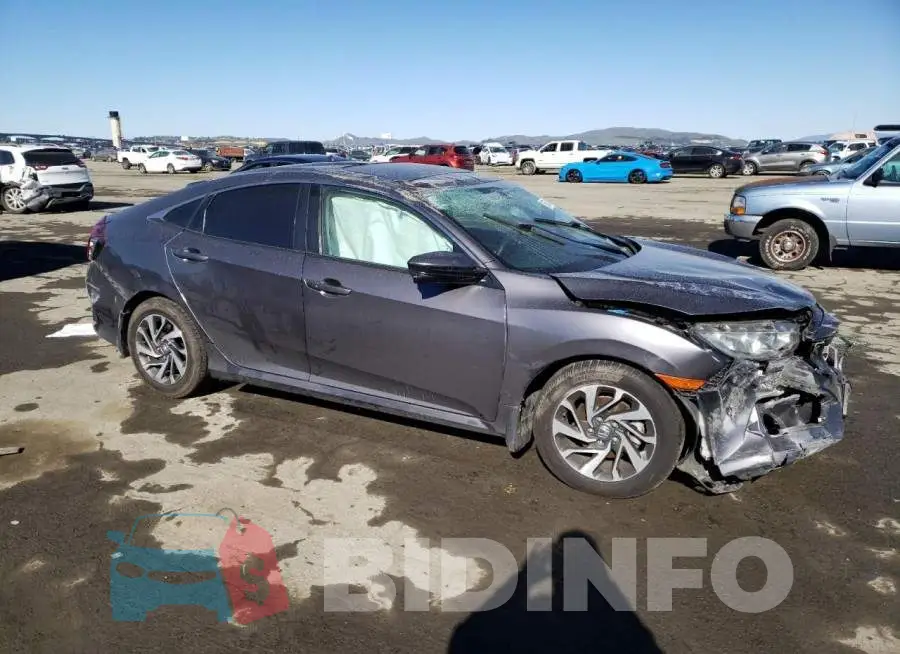 19XFC2F74GE240235 Photo# 4