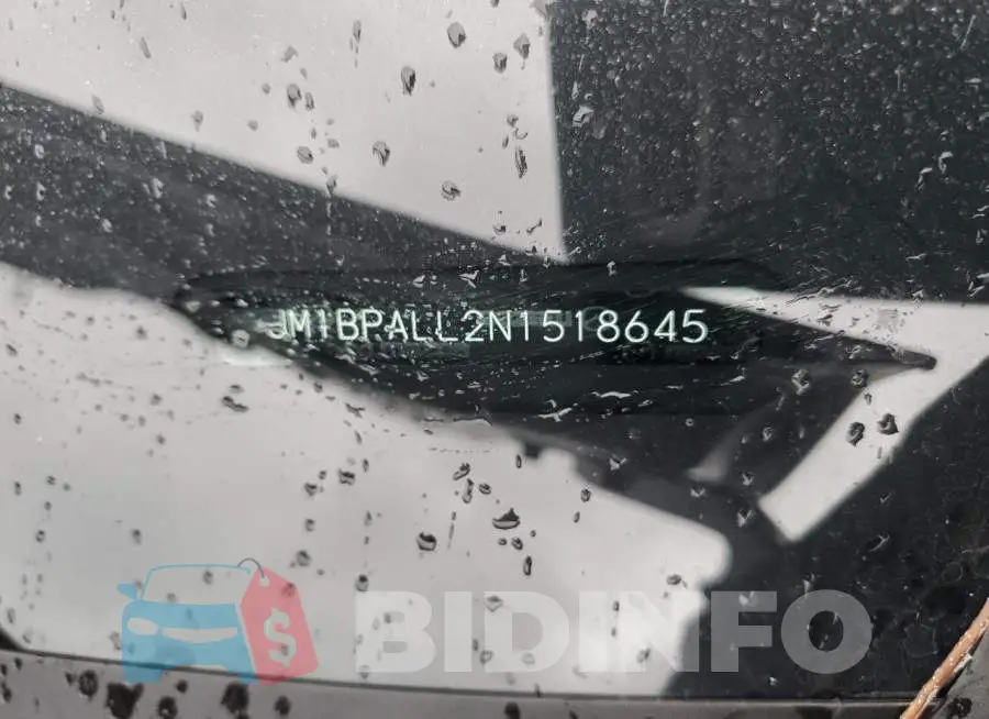 JM1BPALL2N1518645 Photo# 13