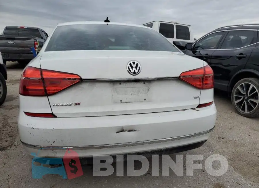 1VWBS7A32GC035178 Photo# 6