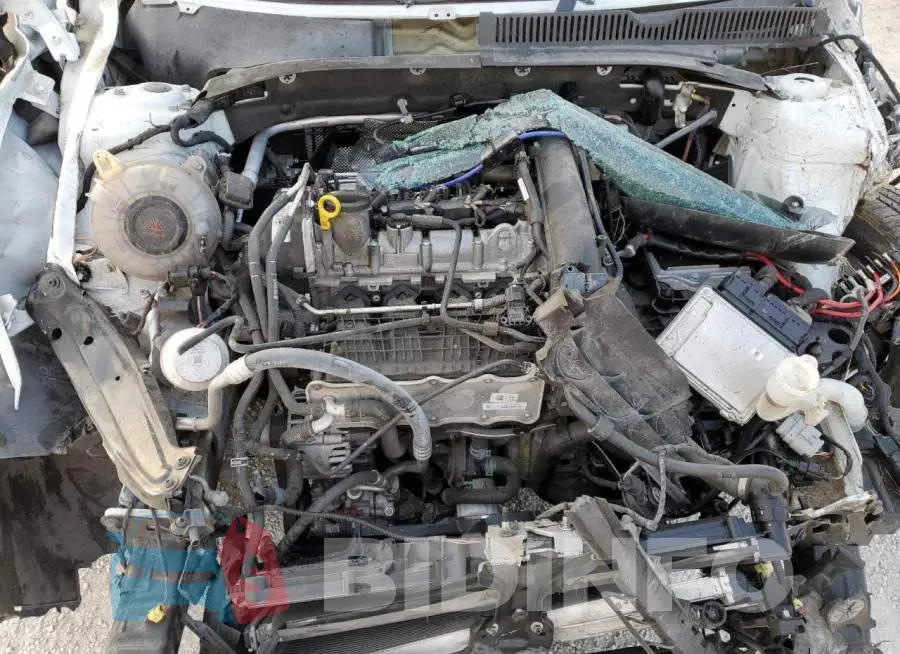 3VWCB7BUXKM212045 Photo# 11