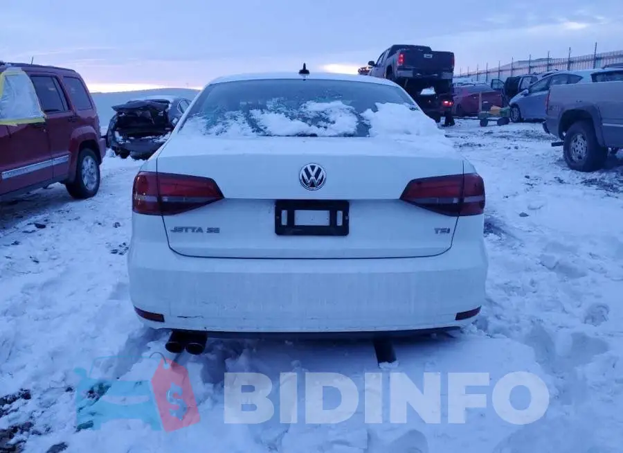 3VWDB7AJ4HM380784 Photo# 6