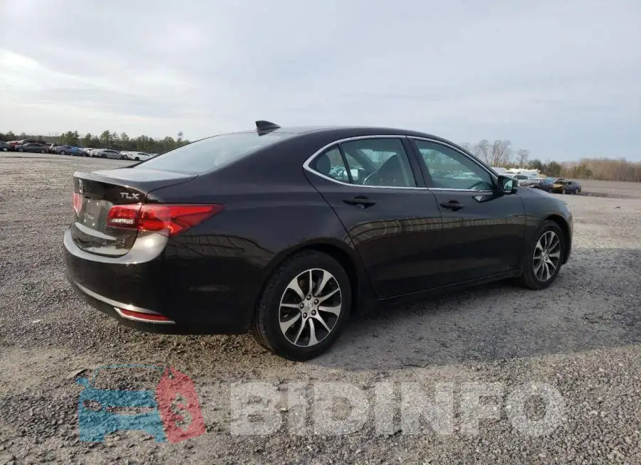 19UUB1F31FA018014 Photo# 3
