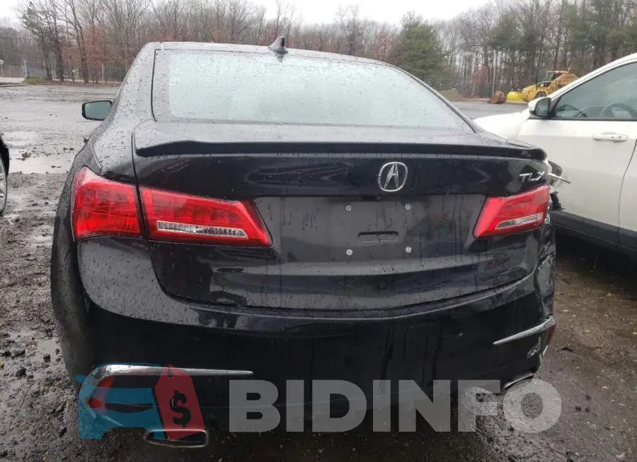 19UUB2F37JA004875 Photo# 6