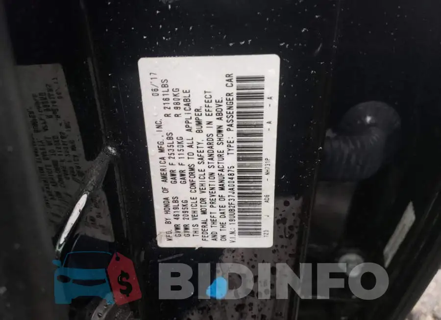 19UUB2F37JA004875 Photo# 12