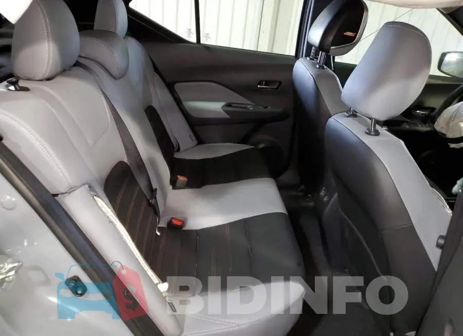 3N1CP5DV1ML555823 Photo# 10
