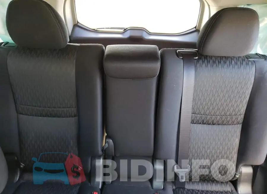 JN8AT2MTXHW153557 Photo# 10