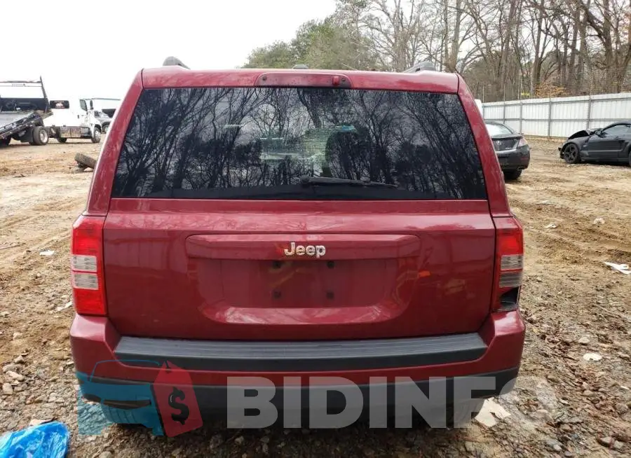 1C4NJPBBXGD656624 Photo# 6