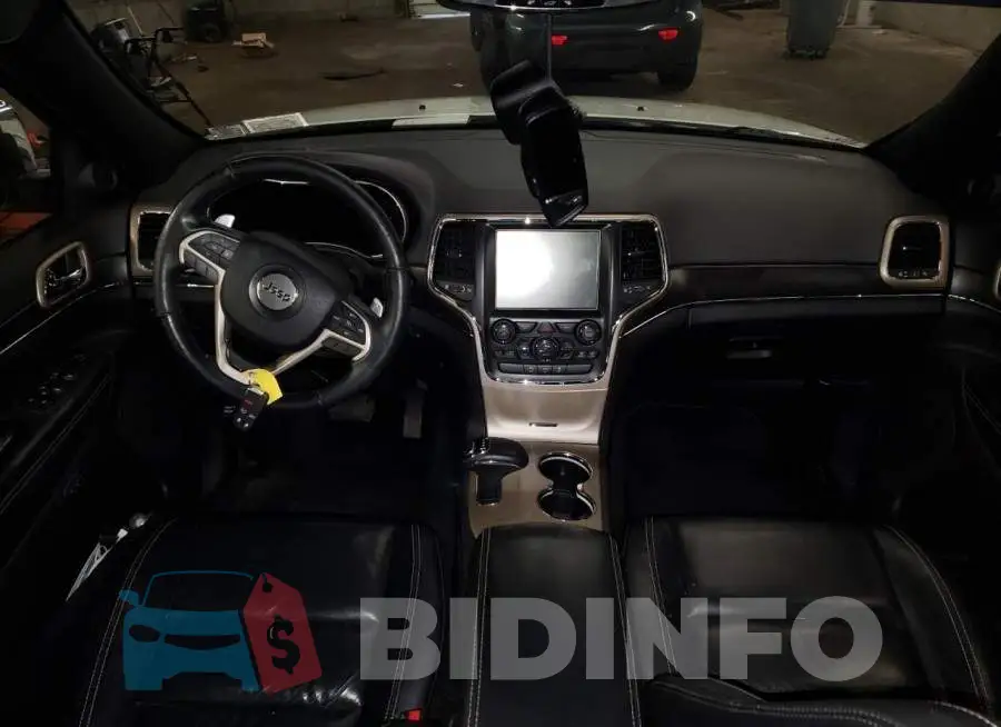1C4RJFBG9FC150018 Photo# 8