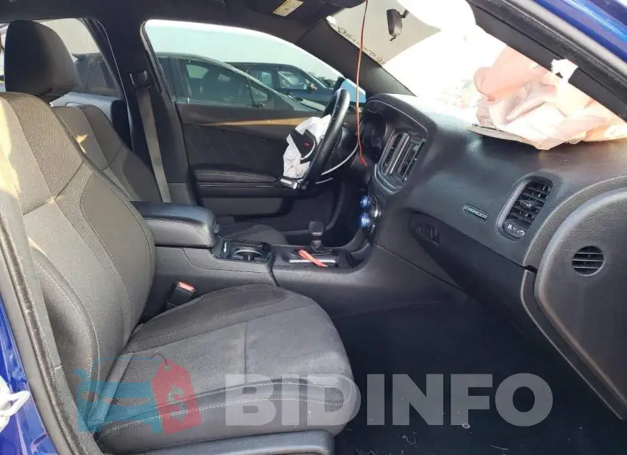 2C3CDXBG3KH540692 Photo# 7