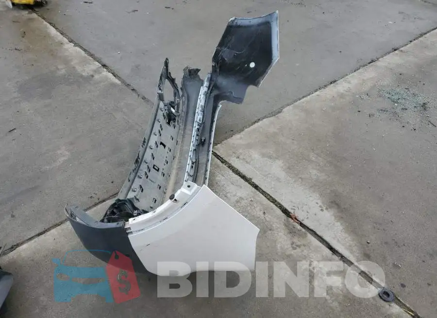 2LMPJ8LP2KBL66885 Photo# 12