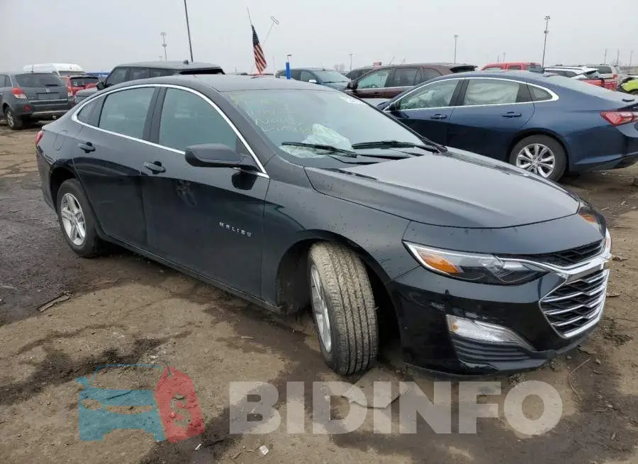 1G1ZB5ST9NF186611 Photo# 4