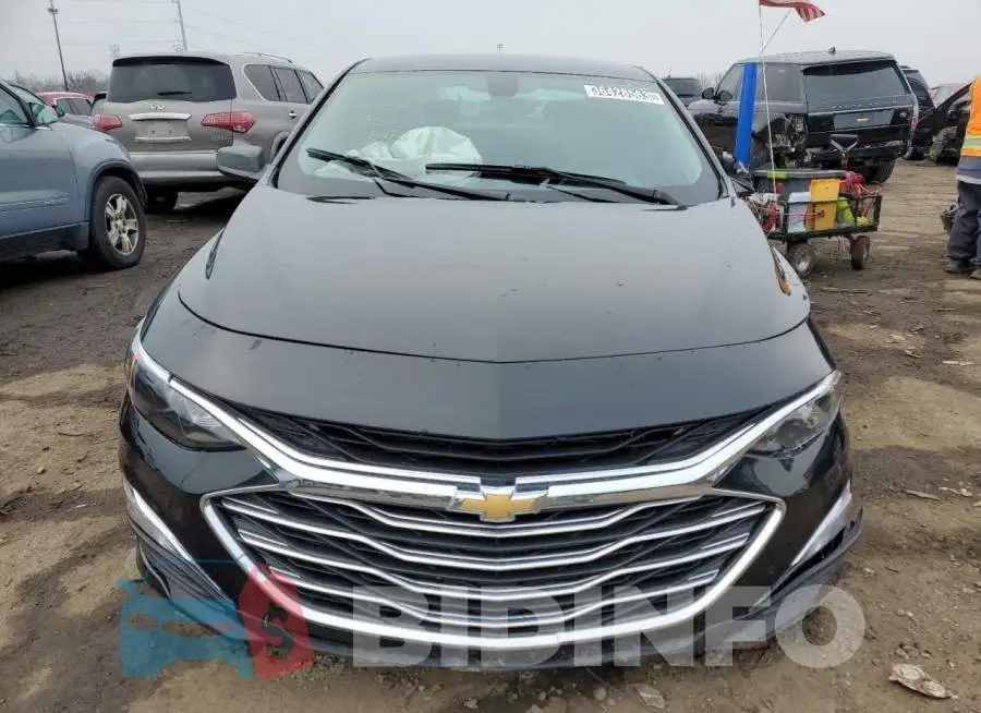 1G1ZB5ST9NF186611 Photo# 5