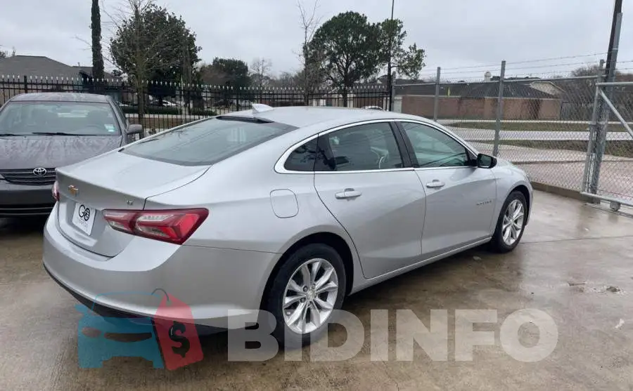1G1ZD5ST8KF105703 Photo# 4
