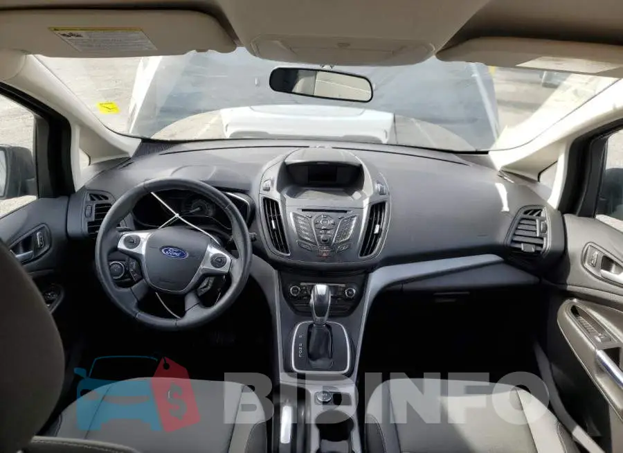 1FADP5AU2FL122514 Photo# 8