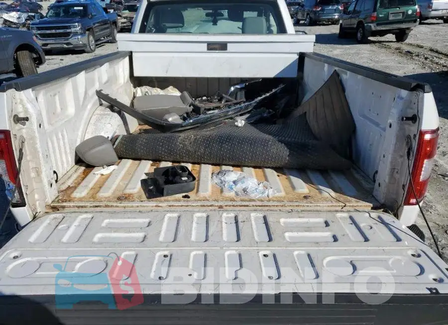 1FTMF1CB2JKC18322 Photo# 10