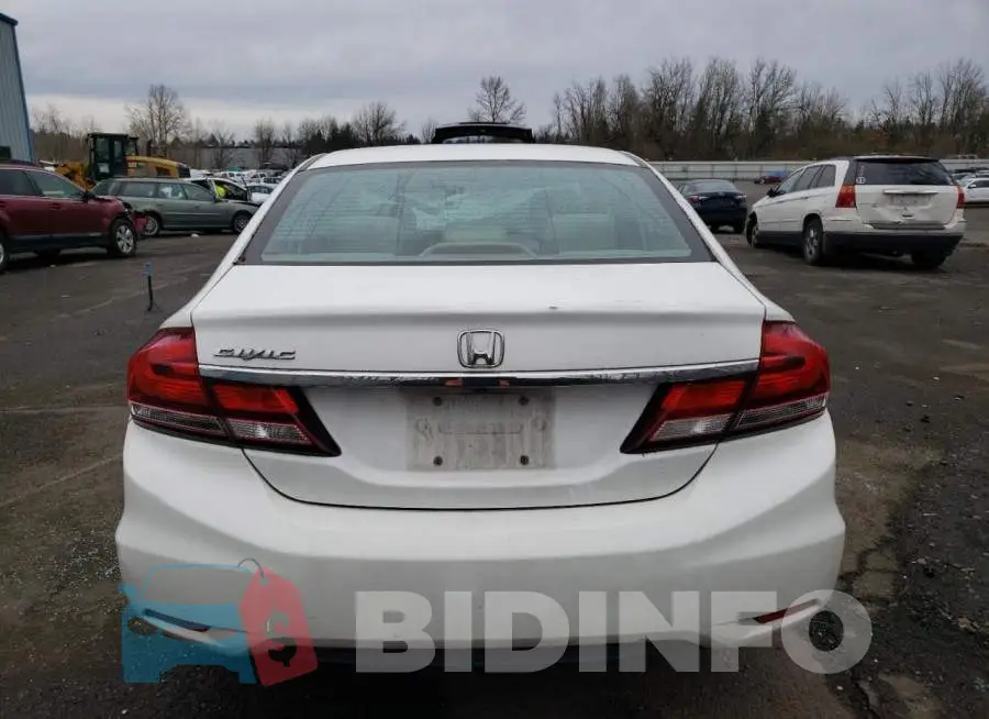 19XFB2F57EE249803 Photo# 6