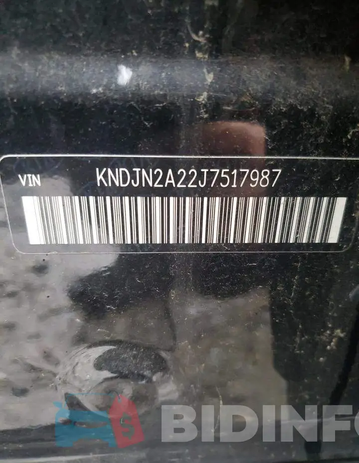 KNDJN2A22J7517987 Photo# 13