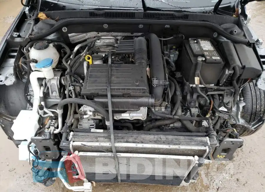 3VW2B7AJ0JM240101 Photo# 11