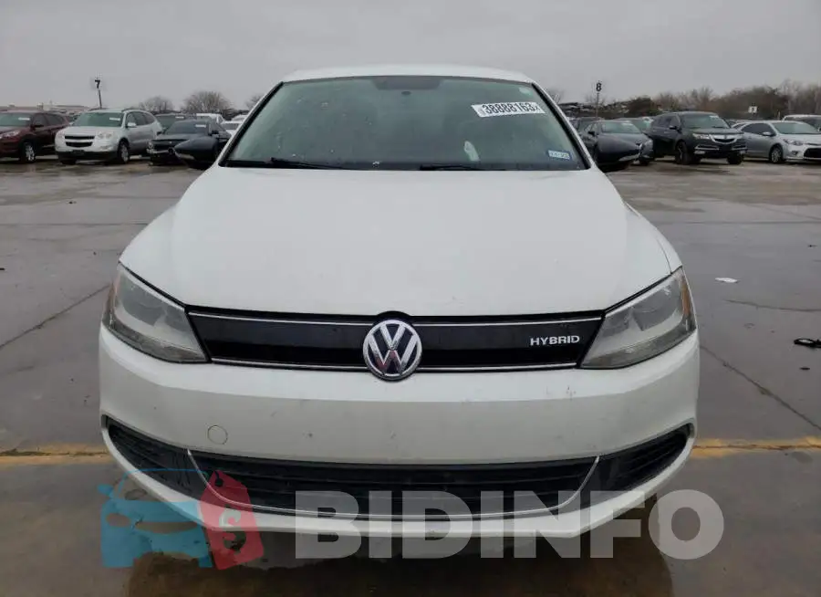 3VW637AJ2EM233686 Photo# 5