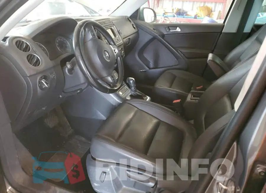 WVGAV3AX2EW603311 Photo# 7