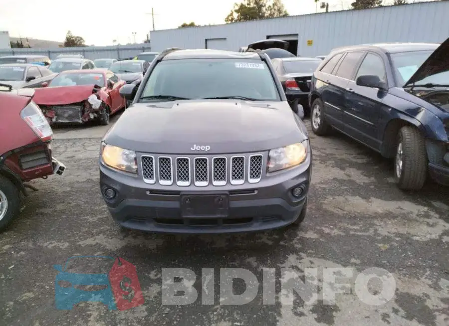 1C4NJDEB2GD781899 Photo# 5